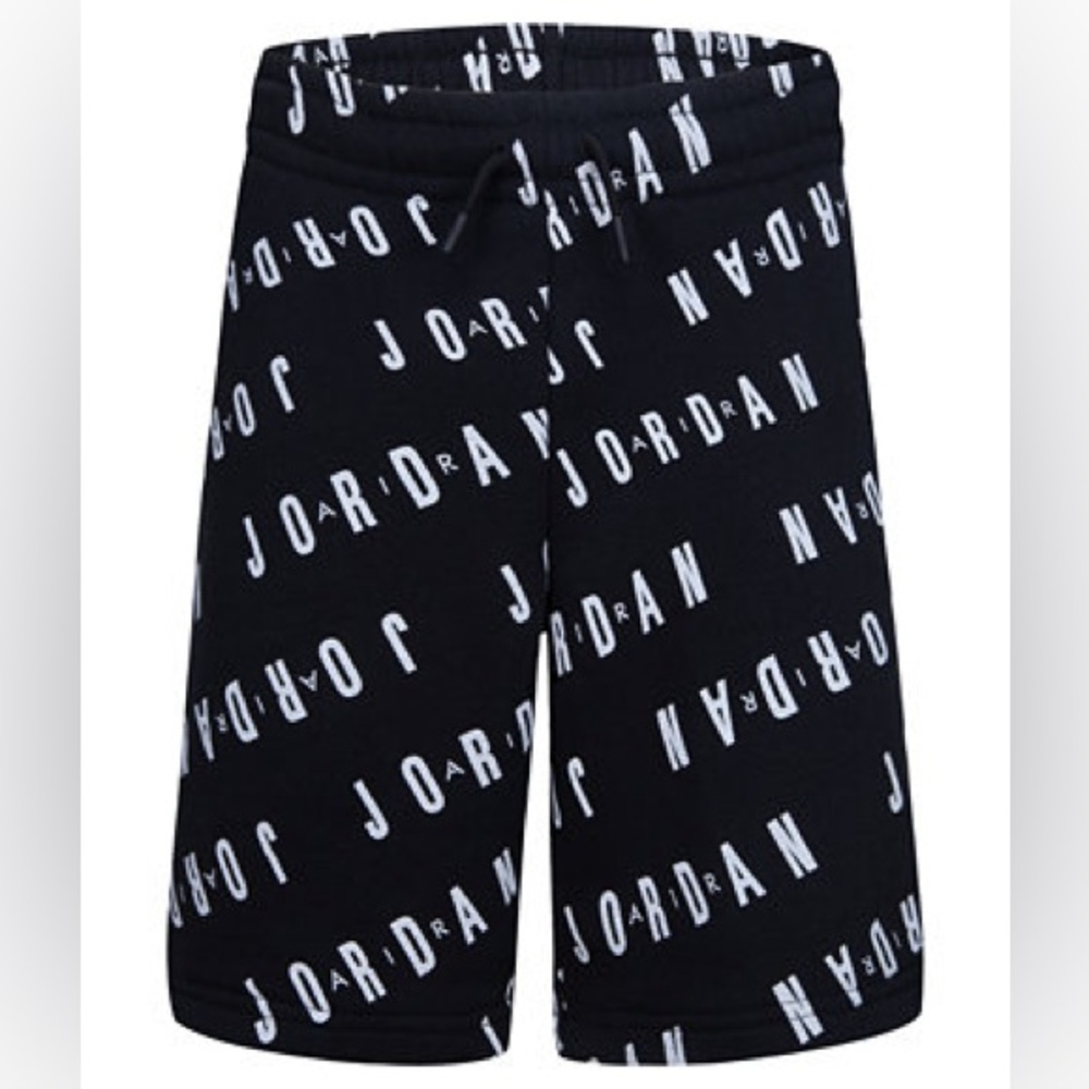 Macy’s Jordan NWT Jump man Essentials Printed Shorts Size 7